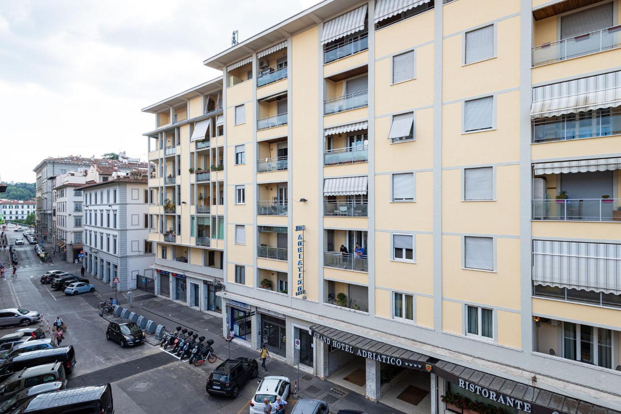 Unyca - Luxury Central Suite Firenze Esterno foto