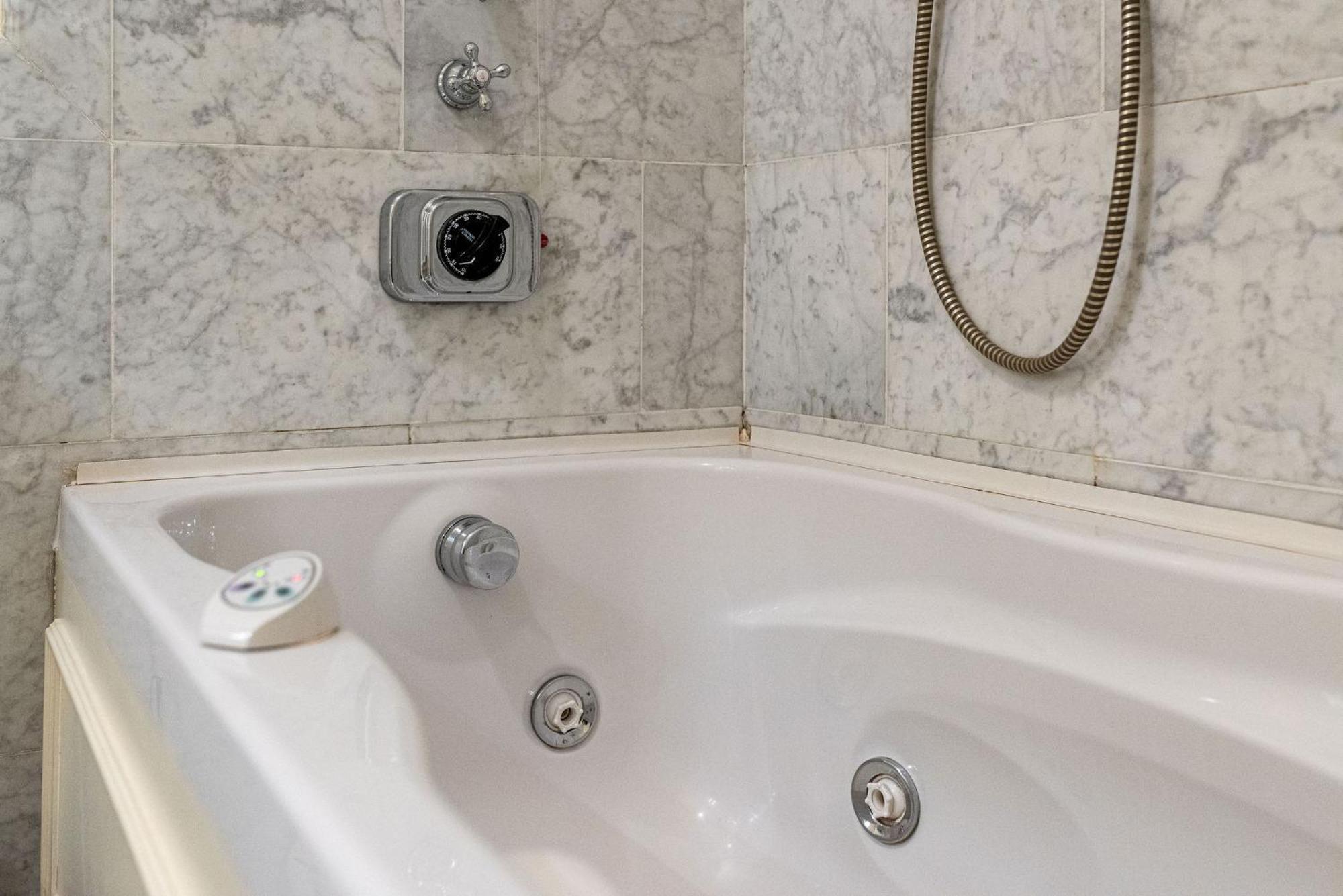 Unyca - Luxury Central Suite Firenze Esterno foto